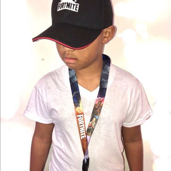 Fortnite Necklaces!! - Picture 8 of 8